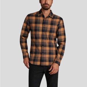 LANDS END Navy and Tan Buffalo Plaid Flannel Shirt M 15-15 1/2 Traditional Fit